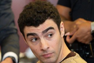 Luigi Mangione Files Motion to Dismiss Death Penalty Indictment