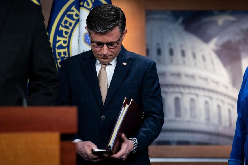Middle-Income Americans Hit Hard If GOP Congress Doesn’t Extend Obamacare Credits