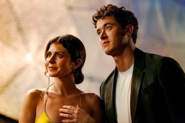 People We Meet on Vacation Trailer: Watch Alex and Poppy Fall in Love