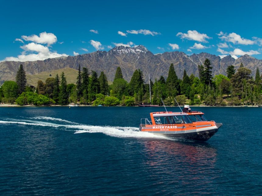 Queenstown ferry service extended | Otago Daily Times Online News