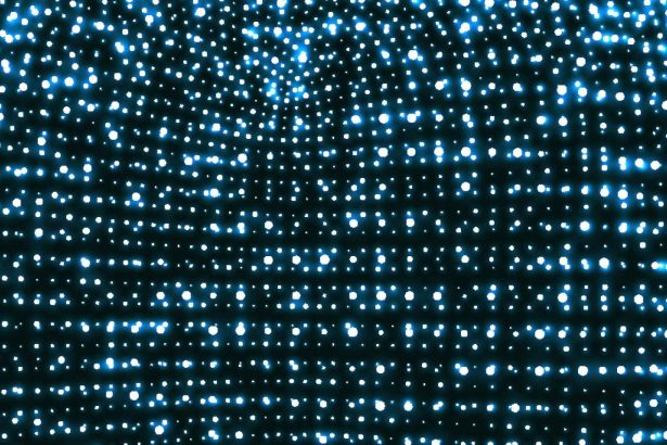 Device with 6100 qubits is a step towards largest quantum computer yet