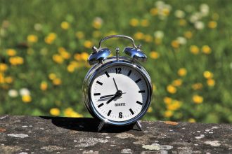 Study finds no rise in heart attacks around daylight savings time