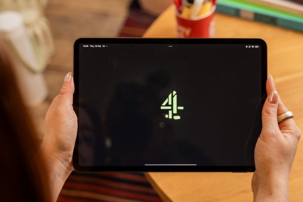 The Inbetweeners set for sensational return, 15 years after it ended