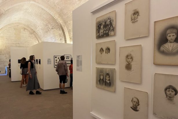 France Flips the History of Photography Upside Down 