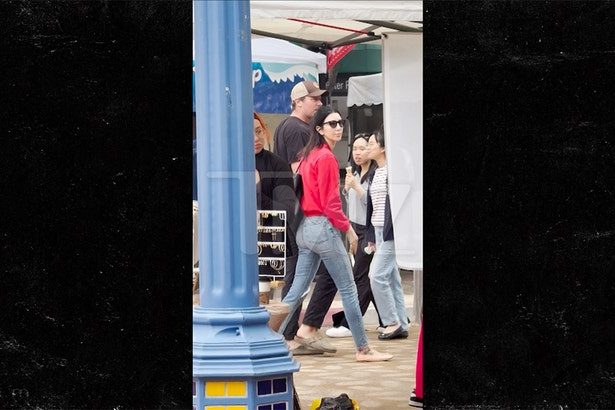 Armie Hammer Grabs Lunch, Walks Through Farmer’s Market with Mystery Woman