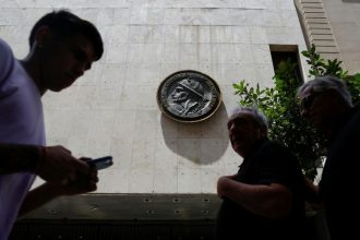 Argentina bonds, peso extend rally with eyes on US support details
