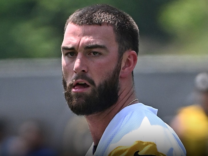 Steelers QB Skylar Thompson Reportedly Assaulted and Robbed in Dublin