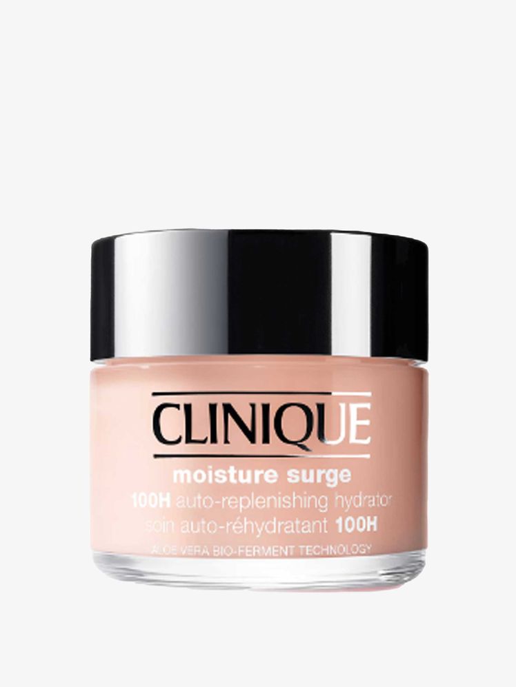 10 Makeup Tricks for Women Over 50, According to Experts