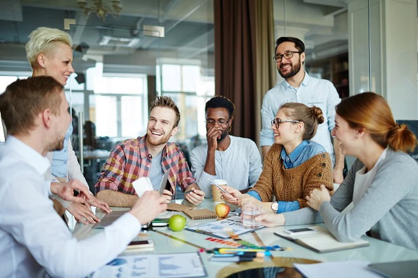 100 Short Teamwork Quotes: Motivational and Funny Sayings for a Boost of Energy