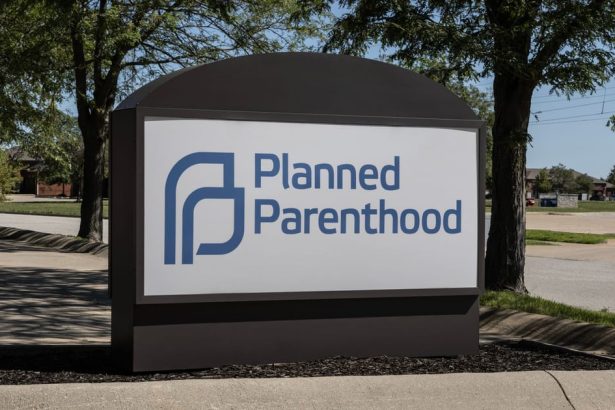 What to Know About the Fight Over Planned Parenthood Funding