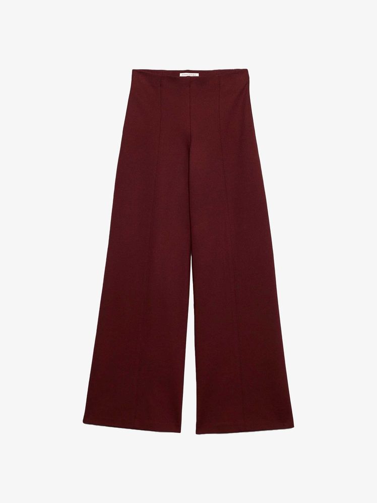 Burgundy Is Always a Good Idea! 8 Ways to Wear the Shade Right Now