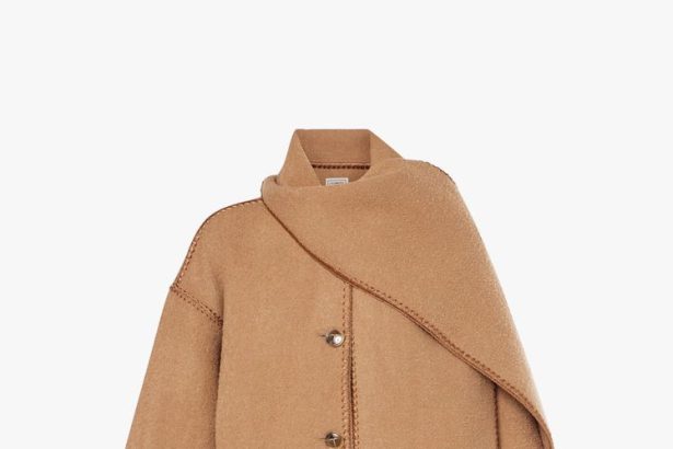 The Scarf Coat Is Back and Better Than Ever for Fall