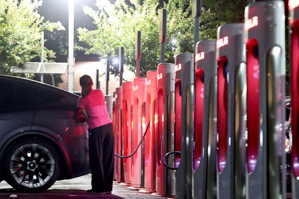 Federal EV Infrastructure Investments Poised to Move Ahead: Here’s What’s Changed Under Trump