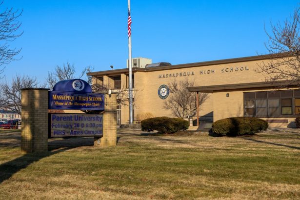 Long Island school district slapped with NYCLU lawsuit over transgender bathroom ban: ‘They are abusing their power’