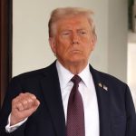 Trump eyes issuing ,000-,000 ‘dividend’ checks for Americans — with the cash coming from T in tariff revenue