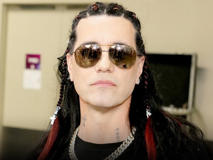 Criss Angel Shares Cryptic IG Post About 'Narcissist' Tearing Family Apart