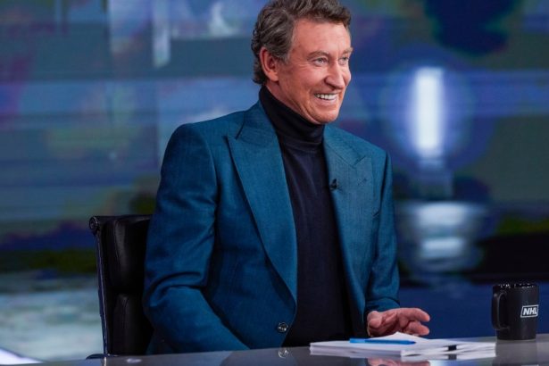 Wayne Gretzky Re-Ups for NHL Coverage at Warner Bros. Discovery