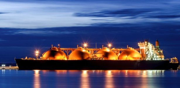 Eni and YPF Advance Toward Final Decision on Argentina LNG Megaproject