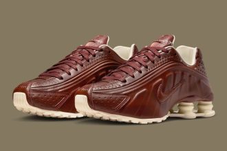 The Nike Shox R4 “Dark Pony” Returns In Luxurious Leather