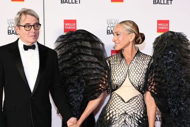 Sarah Jessica Parker Steps Out as a Black Angel at the New York City Ballet’s Fall Fashion Gala
