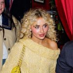 Sabrina Carpenter Gives Butter Yellow a Cosy Rebrand for Fall