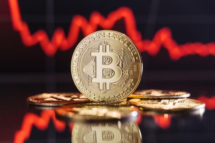 Bitcoin’s Flash Crash Over Weekend Prompts Analyst To Sound Warning on BTC ETFs: Continuous Liquidity Essential To ‘Prudent Risk Management’