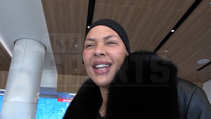 Liz Cambage Calls on WNBA Players To Make More Money Off Court Amid OnlyFans Success