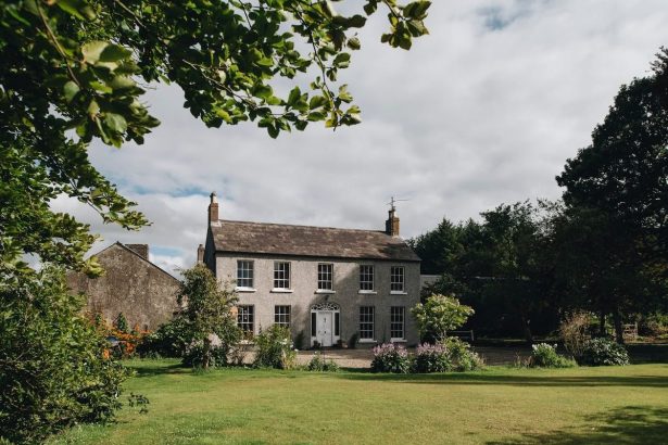 The Best Airbnbs in Scotland for a Folkloric Fall Getaway