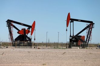 Slowing Vaca Muerta oil activity could pose challenge for Argentina’s Milei