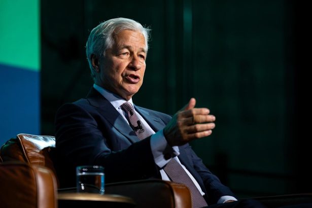 JPMorgan’s Dimon Says AI Cost Savings Now Match Money Spent