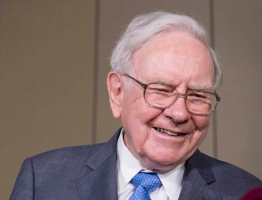 Warren Buffett Just Give Occidental Petroleum a HUGE  Billion Boost. Should You Buy OXY Stock Here?