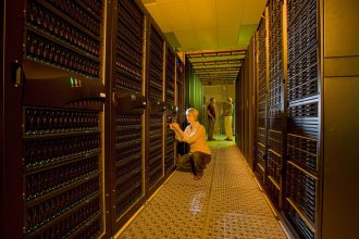 DigitalBridge’s (DBRG) Outlook Strengthens with Capital Deployment in Data Centers, Power Solutions