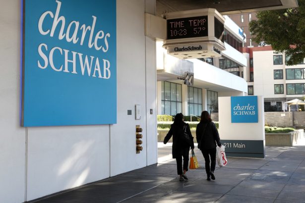 Why the Schwab Dividend ETF (SCHD) Is losing its edge to Vanguard