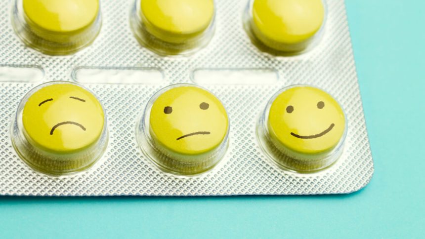 A new review compares antidepressant side effects A new review compares antidepressant side effects