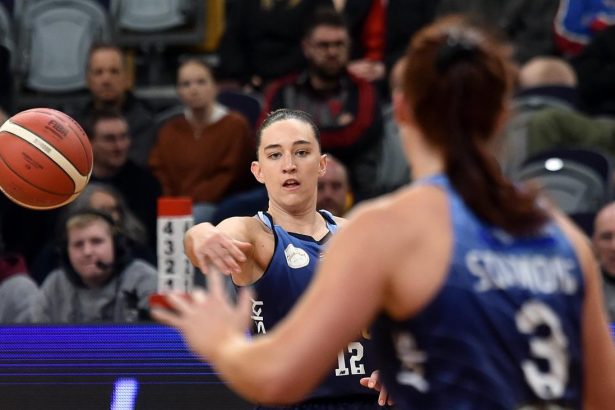 Basketball: Hoiho thump Southern rivals