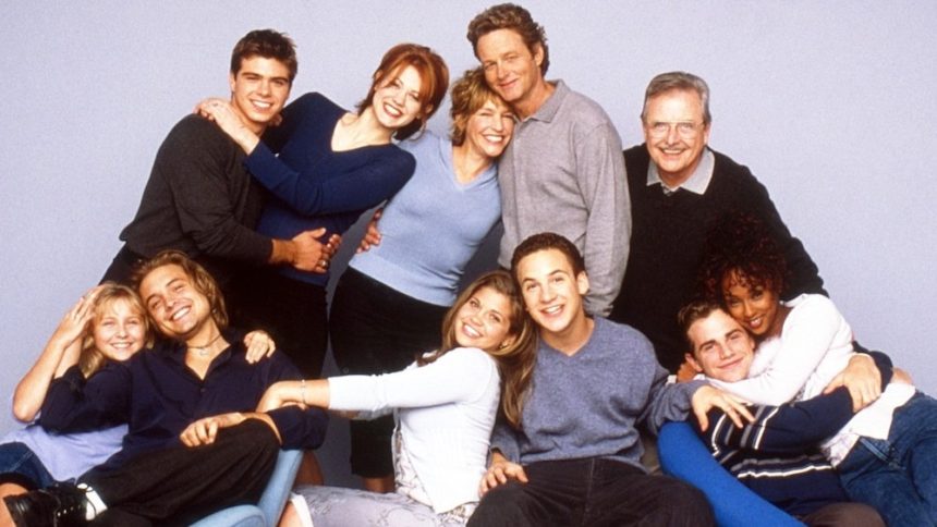 Danielle Fishel Sets ‘Boy Meets World’ Reunion at ‘Dancing With the Stars’ Dedication Night With Bill Daniels, Matthew Lawrence, Trina McGee and More