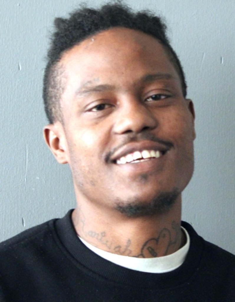 Naked man tried to lure 11-year-old outside her home, prosecutors allege – CWB Chicago