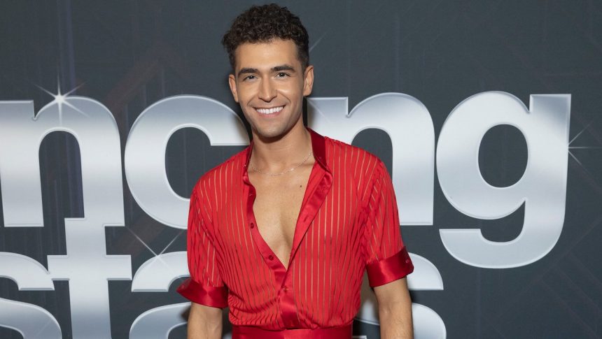 DWTS’ Ezra Jokes He Needs to Bend ‘Twinky Legs’ to Match Jordan’s Height