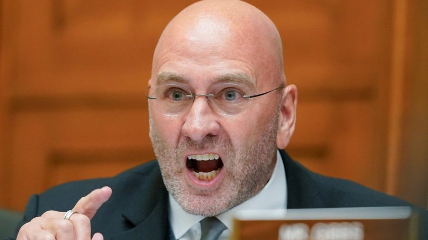 GOP Rep. Slams SNAP Recipients For ‘Smoking Crack’ In Unhinged Post About Cuts GOP Rep. Slams SNAP Recipients For ‘Smoking Crack’ In Unhinged Post About Cuts