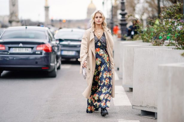 17 Loose and Slimming Fall Dresses That Hide the Tummy