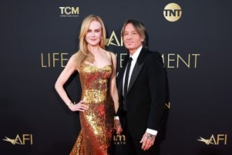 Keith Urban Steps Out in 1st Appearance Since Nicole Kidman Split