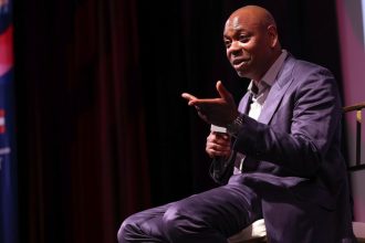 Dave Chappelle Jokes ‘It’s Easier to Talk’ in Saudi Arabia ‘Than It Is in America’ While Performing at Riyadh Comedy Festival