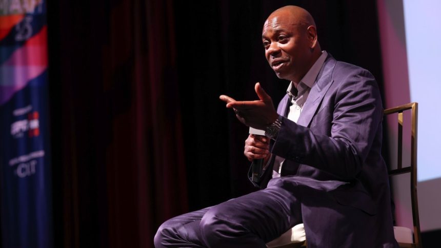 Dave Chappelle Jokes ‘It’s Easier to Talk’ in Saudi Arabia ‘Than It Is in America’ While Performing at Riyadh Comedy Festival