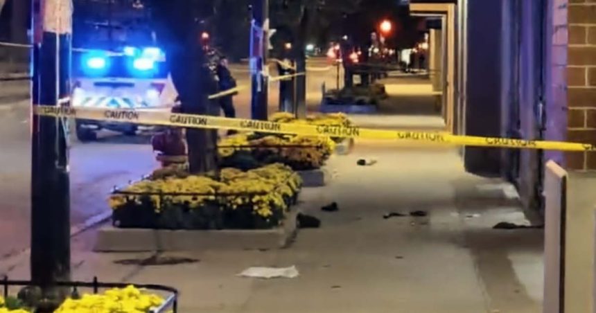 Gunman seen leaving Roosevelt CTA station before shooting man in the Loop Gunman seen leaving Roosevelt CTA station before shooting man in the Loop