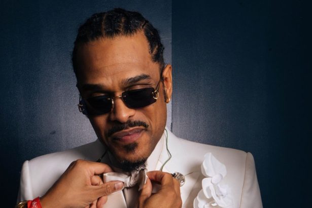 How Maxwell Brought Soul—and Style—to Kings Theatre in Brooklyn