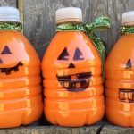 7 Easy EEK-o-Friendly Halloween Decorations