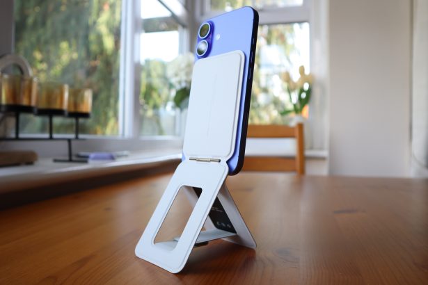 I’m obsessed with this iPhone MagSafe stand and it’s even cheaper for Prime Day