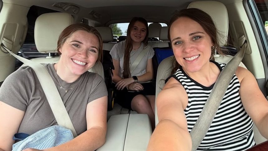 Jinger Duggar Documents Rare Reunion With Mom Michelle Duggar