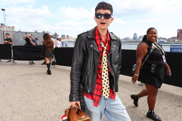 I Suddenly Need a Cozy Flannel, Thanks to These Street Style Stars