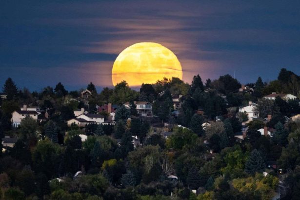 Prepare to enjoy four spectacular supermoons in a row